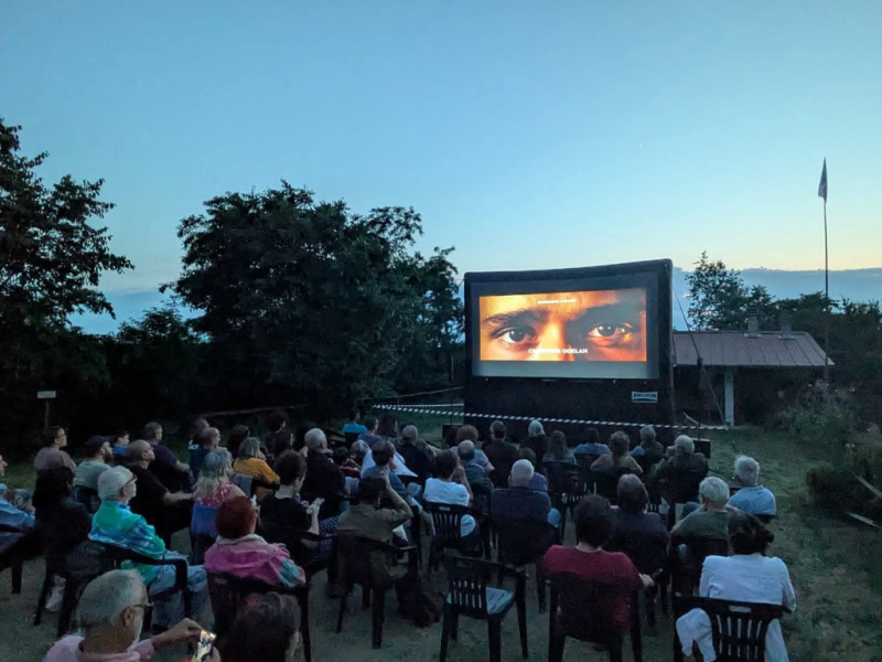 BA Quartieri: Serate di Cinema - Sant'Edoardo (Odio l'estate)
