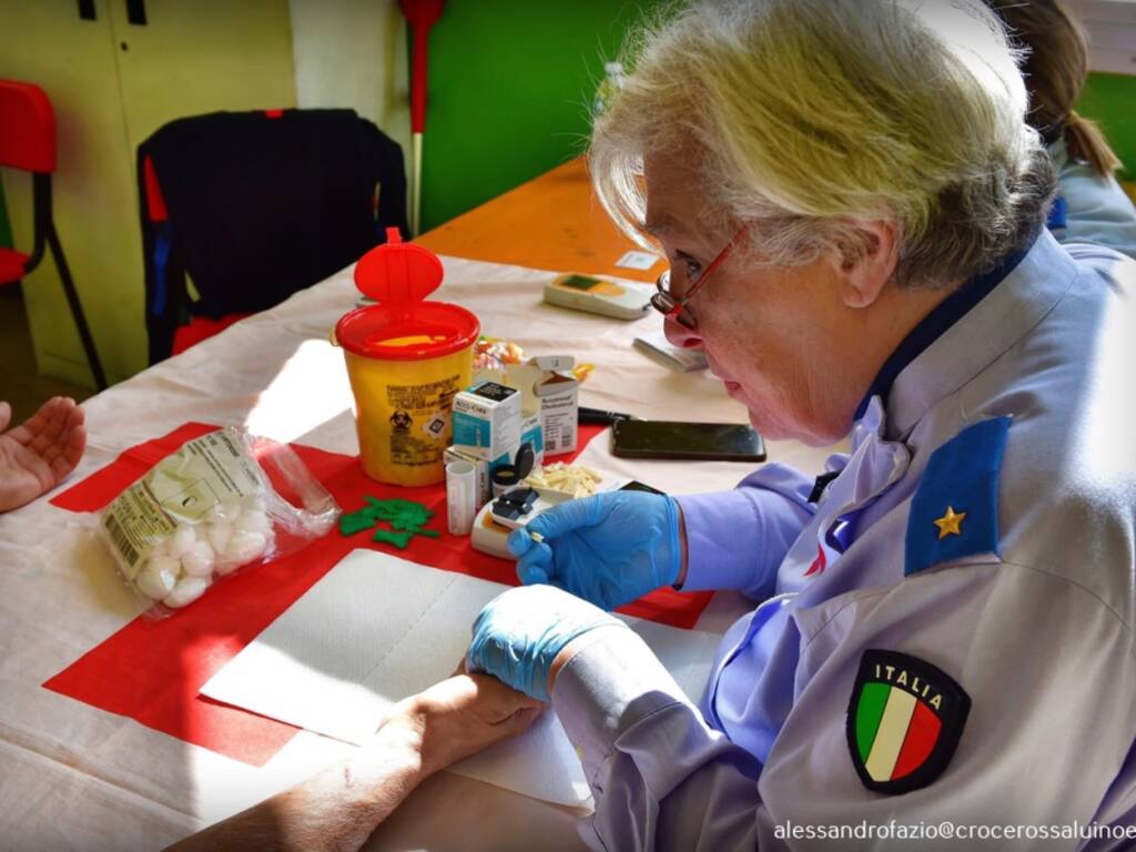 Domenica di prevenzione con la Croce Rossa